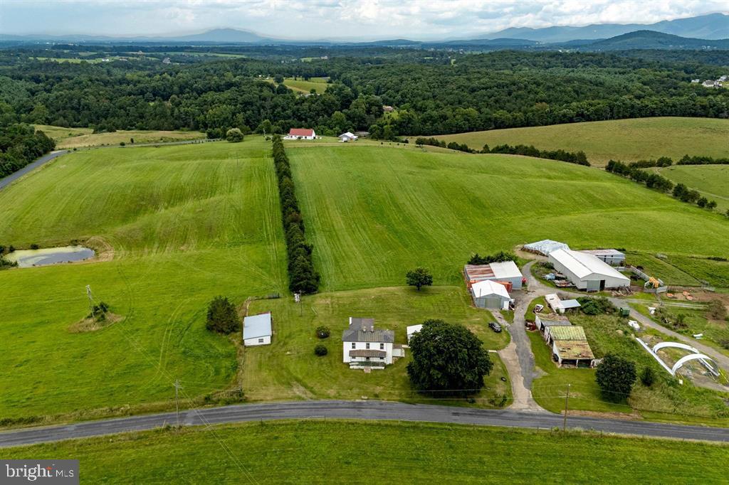 2199 BARRENRIDGE RD, STAUNTON, Virginia 24401, 4 Bedrooms Bedrooms, ,1 BathroomBathrooms,Residential,For sale,2199 BARRENRIDGE RD,VAAG2002634 MLS # VAAG2002634