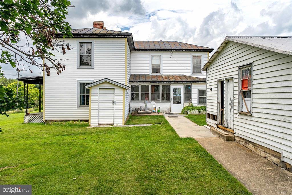 2199 BARRENRIDGE RD, STAUNTON, Virginia 24401, 4 Bedrooms Bedrooms, ,1 BathroomBathrooms,Residential,For sale,2199 BARRENRIDGE RD,VAAG2002634 MLS # VAAG2002634