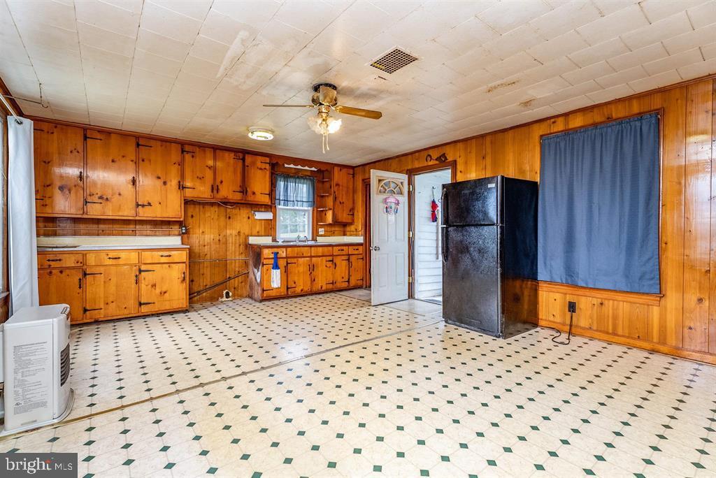 2199 BARRENRIDGE RD, STAUNTON, Virginia 24401, 4 Bedrooms Bedrooms, ,1 BathroomBathrooms,Residential,For sale,2199 BARRENRIDGE RD,VAAG2002634 MLS # VAAG2002634