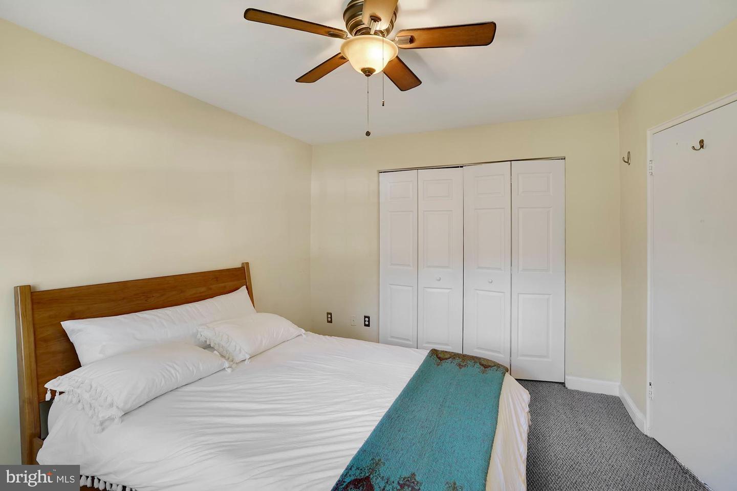 2102 N SCOTT ST #111, ARLINGTON, Virginia 22209, 2 Bedrooms Bedrooms, ,1 BathroomBathrooms,Residential,For sale,2102 N SCOTT ST #111,VAAR2061128 MLS # VAAR2061128
