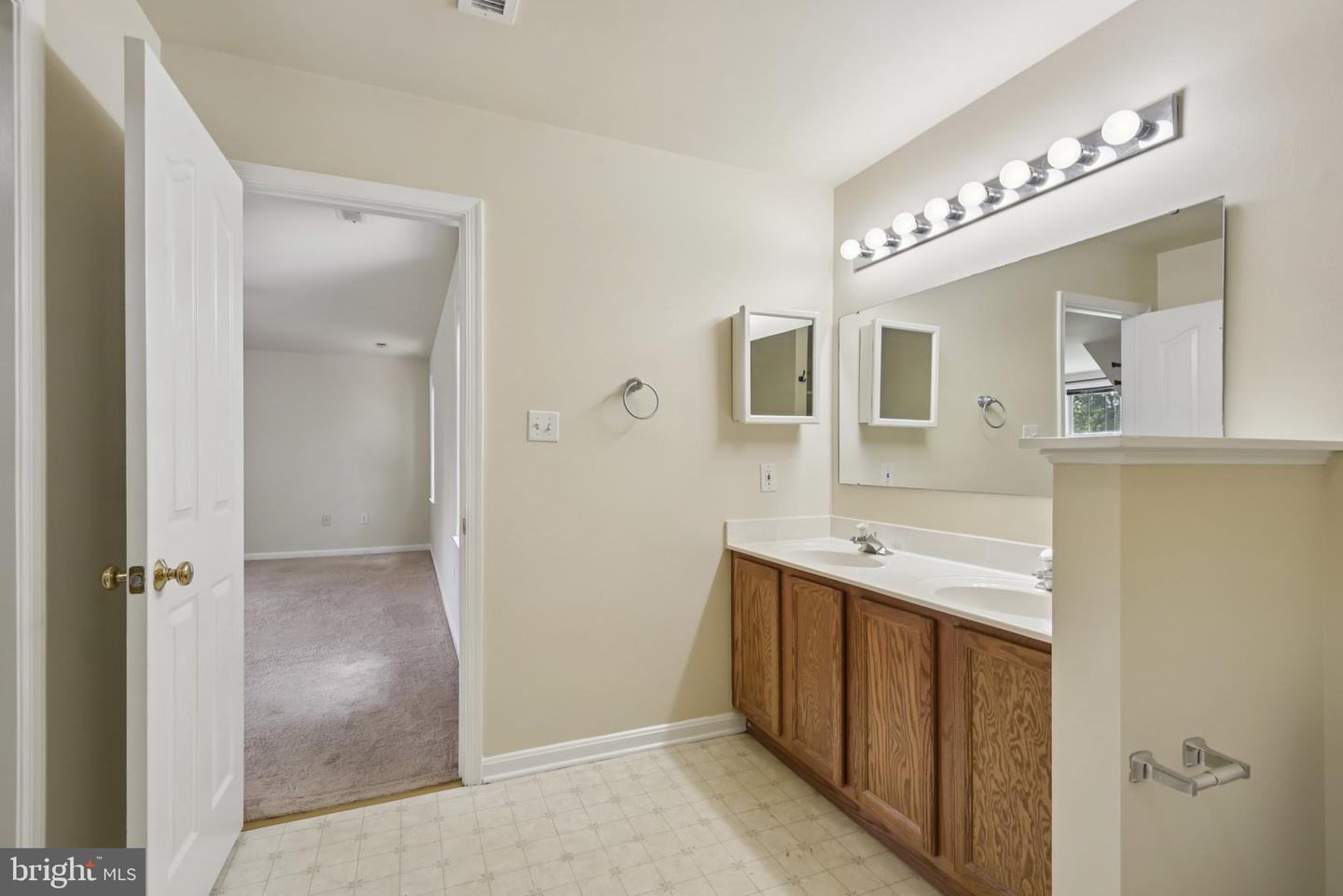 10108 CHESNEY DR, SPOTSYLVANIA, Virginia 22553, 4 Bedrooms Bedrooms, ,3 BathroomsBathrooms,Residential,For sale,10108 CHESNEY DR,VASP2034822 MLS # VASP2034822