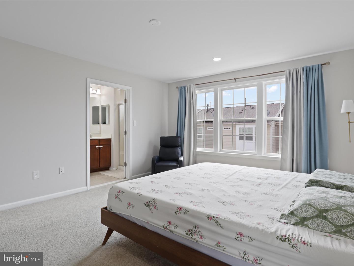20657 MAITLAND TER, ASHBURN, Virginia 20147, 3 Bedrooms Bedrooms, ,3 BathroomsBathrooms,Residential,For sale,20657 MAITLAND TER,VALO2102692 MLS # VALO2102692