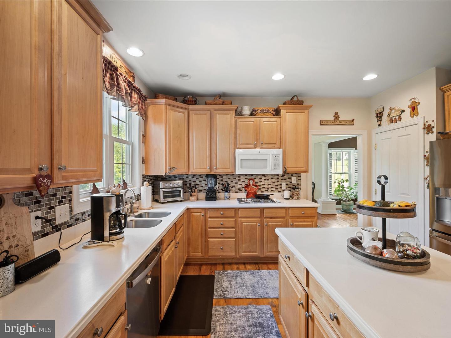 200 HIGH ST, MIDDLETOWN, Virginia 22645, 4 Bedrooms Bedrooms, ,2 BathroomsBathrooms,Residential,For sale,200 HIGH ST,VAFV2035534 MLS # VAFV2035534