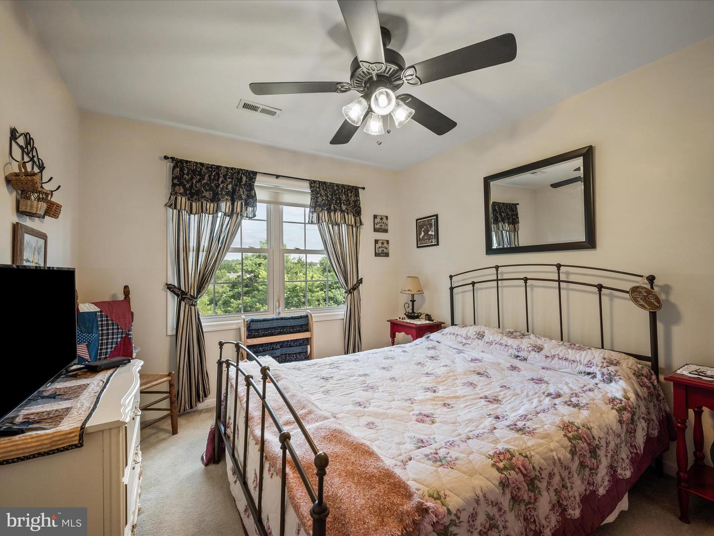 200 HIGH ST, MIDDLETOWN, Virginia 22645, 4 Bedrooms Bedrooms, ,2 BathroomsBathrooms,Residential,For sale,200 HIGH ST,VAFV2035534 MLS # VAFV2035534