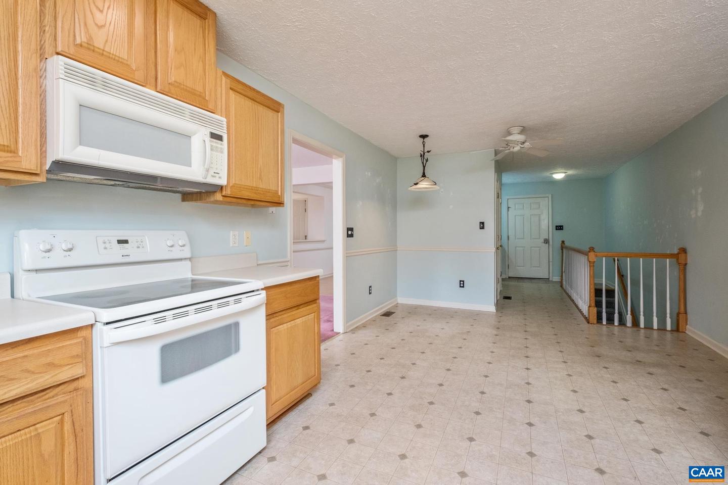 114 MEADOW GREEN CT, AMHERST, Virginia 24521, 3 Bedrooms Bedrooms, ,2 BathroomsBathrooms,Residential,For sale,114 MEADOW GREEN CT,666937 MLS # 666937