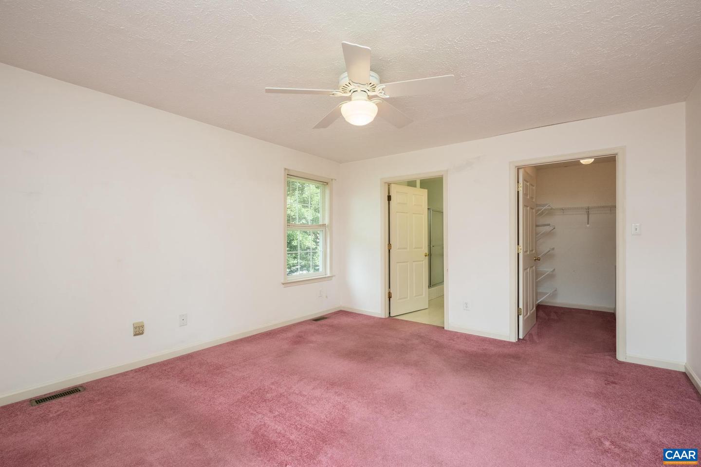 114 MEADOW GREEN CT, AMHERST, Virginia 24521, 3 Bedrooms Bedrooms, ,2 BathroomsBathrooms,Residential,For sale,114 MEADOW GREEN CT,666937 MLS # 666937
