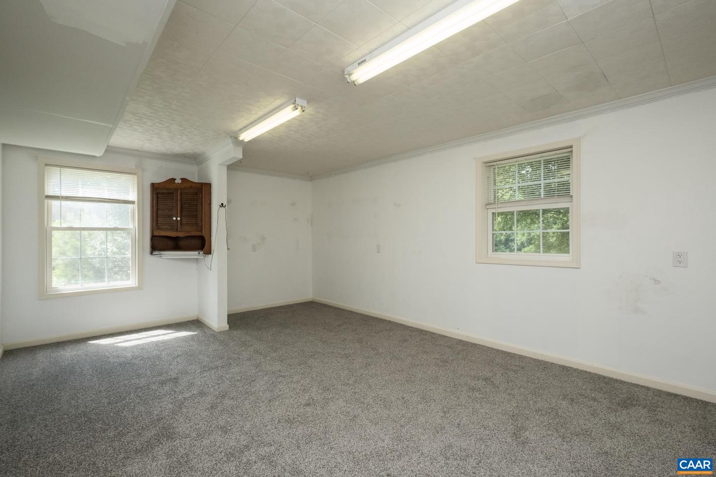 114 MEADOW GREEN CT, AMHERST, Virginia 24521, 3 Bedrooms Bedrooms, ,2 BathroomsBathrooms,Residential,For sale,114 MEADOW GREEN CT,666937 MLS # 666937