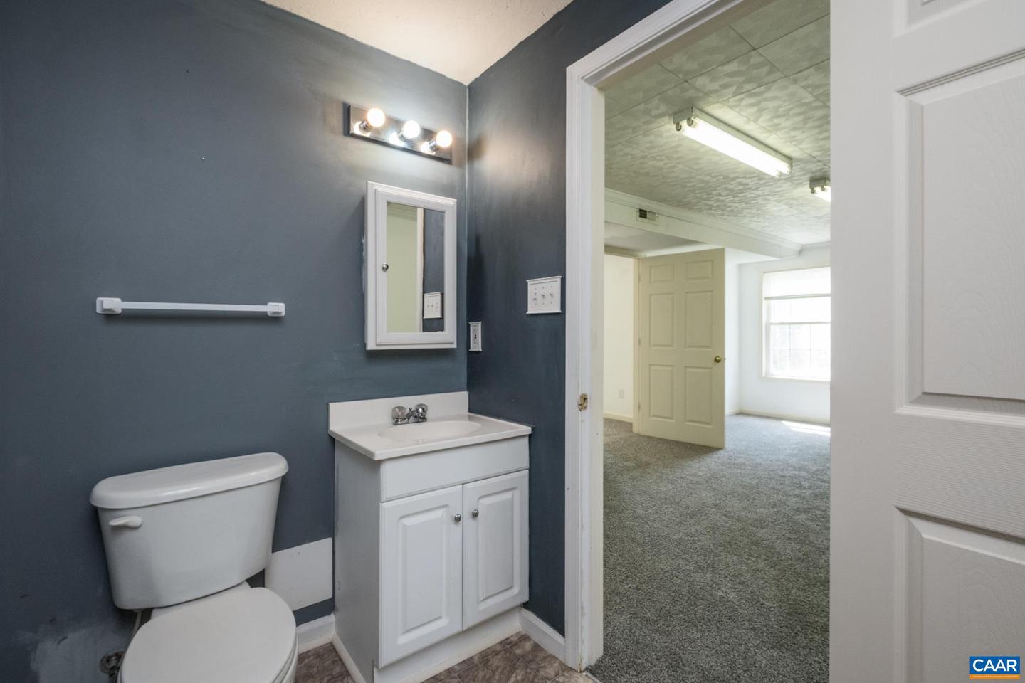 114 MEADOW GREEN CT, AMHERST, Virginia 24521, 3 Bedrooms Bedrooms, ,2 BathroomsBathrooms,Residential,For sale,114 MEADOW GREEN CT,666937 MLS # 666937