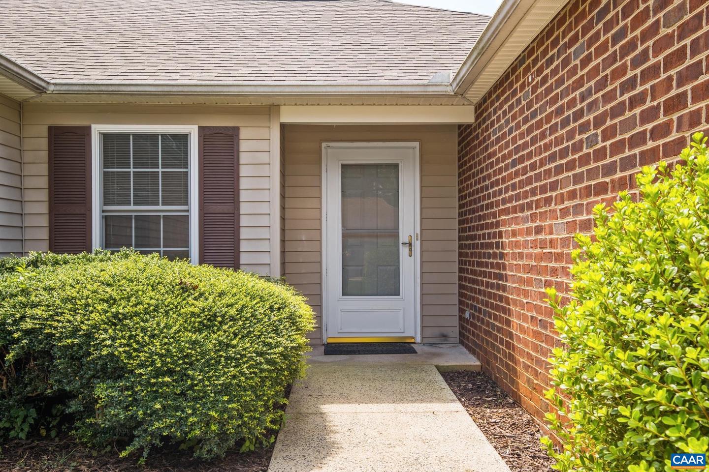 114 MEADOW GREEN CT, AMHERST, Virginia 24521, 3 Bedrooms Bedrooms, ,2 BathroomsBathrooms,Residential,For sale,114 MEADOW GREEN CT,666937 MLS # 666937