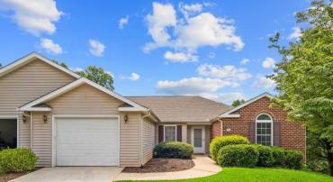 114 MEADOW GREEN CT, AMHERST, Virginia 24521, 3 Bedrooms Bedrooms, ,2 BathroomsBathrooms,Residential,For sale,114 MEADOW GREEN CT,666937 MLS # 666937