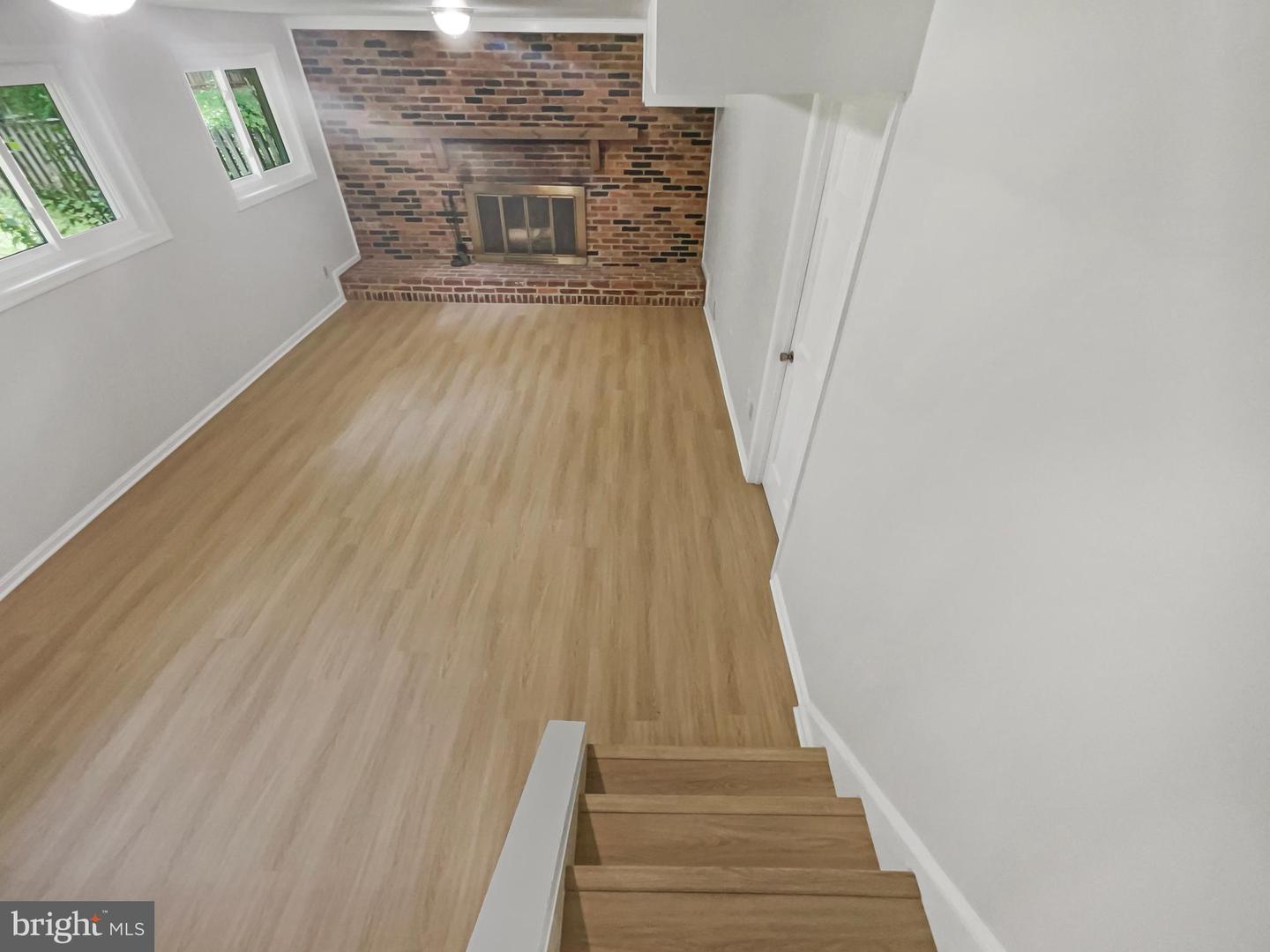9604 BRADDOCK RD, FAIRFAX, Virginia 22032, 5 Bedrooms Bedrooms, ,2 BathroomsBathrooms,Residential,For sale,9604 BRADDOCK RD,VAFX2256524 MLS # VAFX2256524