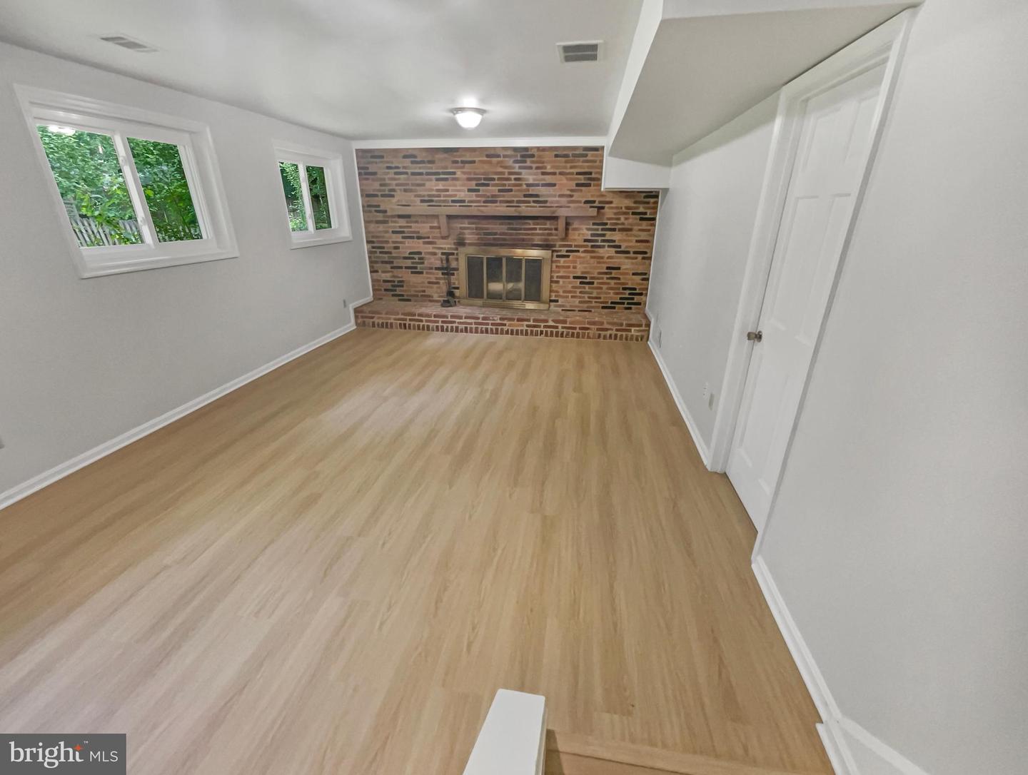 9604 BRADDOCK RD, FAIRFAX, Virginia 22032, 5 Bedrooms Bedrooms, ,2 BathroomsBathrooms,Residential,For sale,9604 BRADDOCK RD,VAFX2256524 MLS # VAFX2256524