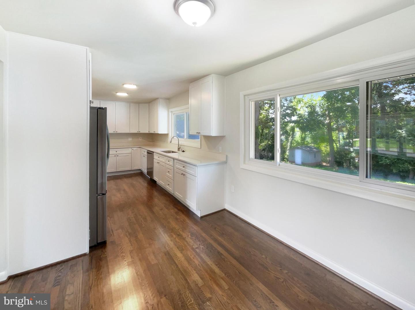 5716 GLENMULLEN PL, ALEXANDRIA, Virginia 22303, 4 Bedrooms Bedrooms, ,2 BathroomsBathrooms,Residential,For sale,5716 GLENMULLEN PL,VAFX2256526 MLS # VAFX2256526