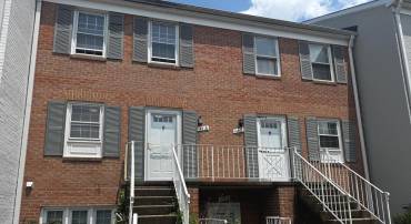 14516 GOLDEN OAK RD, CENTREVILLE, Virginia 20121, 2 Bedrooms Bedrooms, 4 Rooms Rooms,1 BathroomBathrooms,Residential,For sale,14516 GOLDEN OAK RD,VAFX2256584 MLS # VAFX2256584