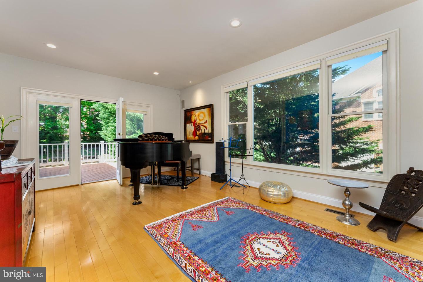 1445 MAYHURST BLVD, MCLEAN, Virginia 22102, 7 Bedrooms Bedrooms, ,8 BathroomsBathrooms,Residential,For sale,1445 MAYHURST BLVD,VAFX2256590 MLS # VAFX2256590