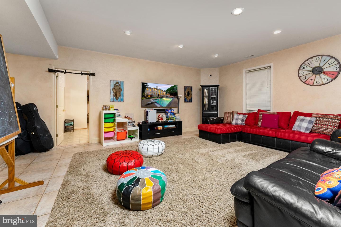 1445 MAYHURST BLVD, MCLEAN, Virginia 22102, 7 Bedrooms Bedrooms, ,8 BathroomsBathrooms,Residential,For sale,1445 MAYHURST BLVD,VAFX2256590 MLS # VAFX2256590