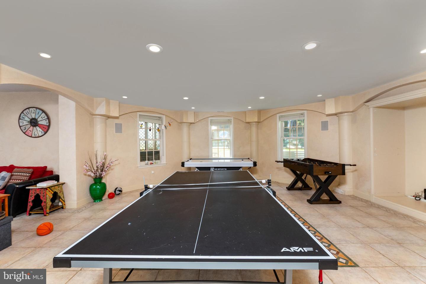 1445 MAYHURST BLVD, MCLEAN, Virginia 22102, 7 Bedrooms Bedrooms, ,8 BathroomsBathrooms,Residential,For sale,1445 MAYHURST BLVD,VAFX2256590 MLS # VAFX2256590