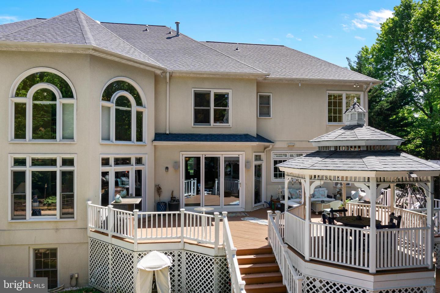 1445 MAYHURST BLVD, MCLEAN, Virginia 22102, 7 Bedrooms Bedrooms, ,8 BathroomsBathrooms,Residential,For sale,1445 MAYHURST BLVD,VAFX2256590 MLS # VAFX2256590