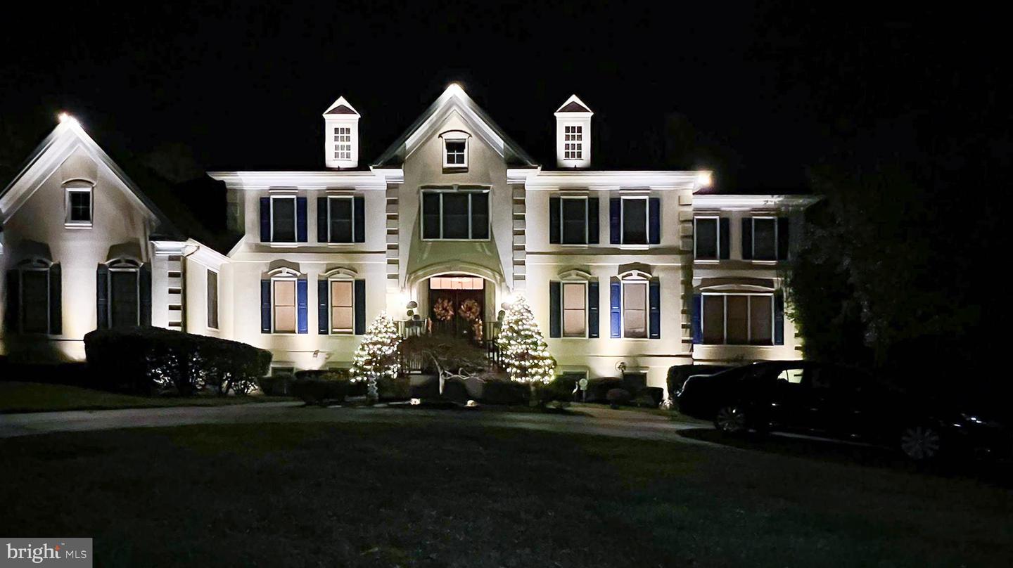 1445 MAYHURST BLVD, MCLEAN, Virginia 22102, 7 Bedrooms Bedrooms, ,8 BathroomsBathrooms,Residential,For sale,1445 MAYHURST BLVD,VAFX2256590 MLS # VAFX2256590
