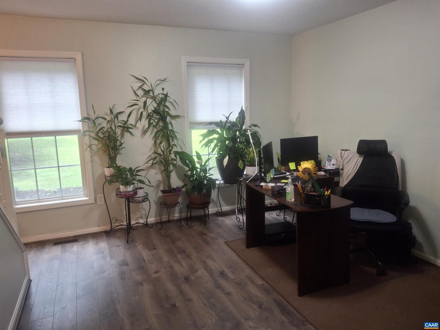 76 OLD CURDSVILLE RD, FARMVILLE, Virginia 23901, 5 Bedrooms Bedrooms, ,2 BathroomsBathrooms,Residential,For sale,76 OLD CURDSVILLE RD,666951 MLS # 666951