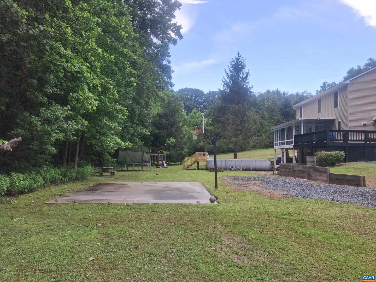 76 OLD CURDSVILLE RD, FARMVILLE, Virginia 23901, 5 Bedrooms Bedrooms, ,2 BathroomsBathrooms,Residential,For sale,76 OLD CURDSVILLE RD,666951 MLS # 666951