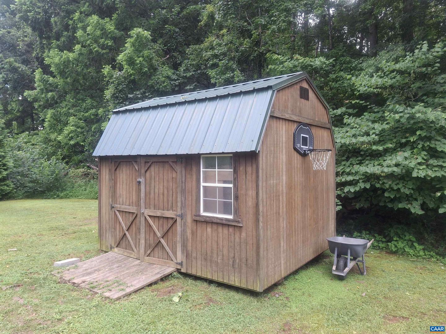 76 OLD CURDSVILLE RD, FARMVILLE, Virginia 23901, 5 Bedrooms Bedrooms, ,2 BathroomsBathrooms,Residential,For sale,76 OLD CURDSVILLE RD,666951 MLS # 666951