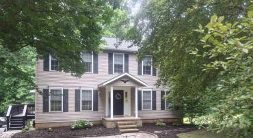 76 OLD CURDSVILLE RD, FARMVILLE, Virginia 23901, 5 Bedrooms Bedrooms, ,2 BathroomsBathrooms,Residential,For sale,76 OLD CURDSVILLE RD,666951 MLS # 666951