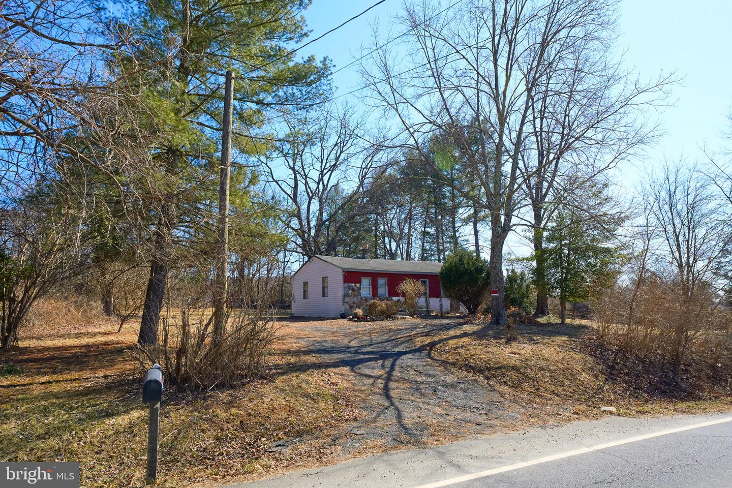 20520 GLEEDSVILLE RD, LEESBURG, Virginia 20175, ,Residential,For sale,20520 GLEEDSVILLE RD,VALO2090466 MLS # VALO2090466