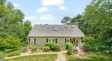 2 OAK GROVE, PALMYRA, Virginia 22963, 4 Bedrooms Bedrooms, ,4 BathroomsBathrooms,Residential,2 OAK GROVE,666476 MLS # 666476