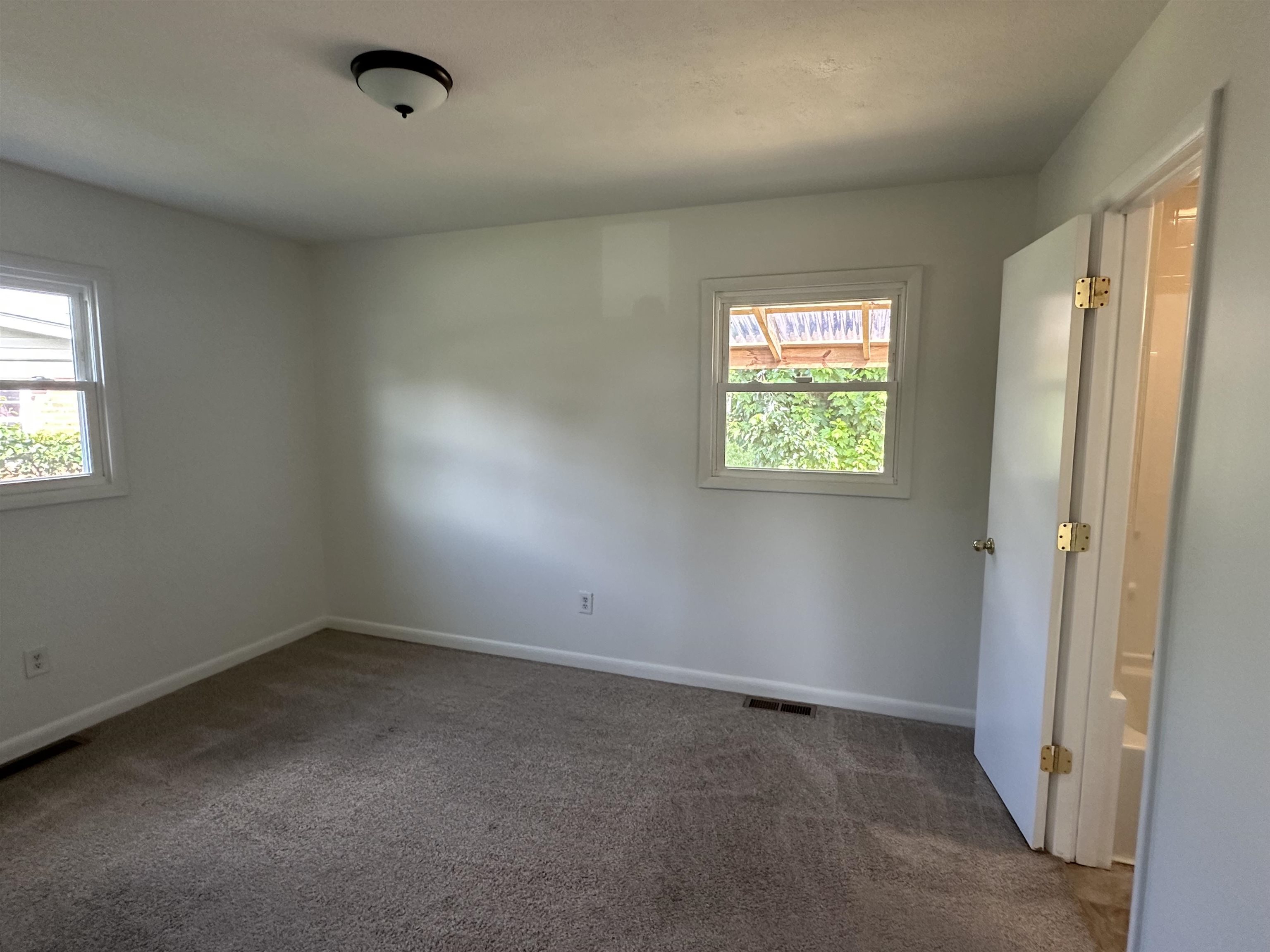 281 ELKIN CIR, WAYNESBORO, Virginia 22980, 3 Bedrooms Bedrooms, ,1 BathroomBathrooms,Residential,281 ELKIN CIR,666954 MLS # 666954