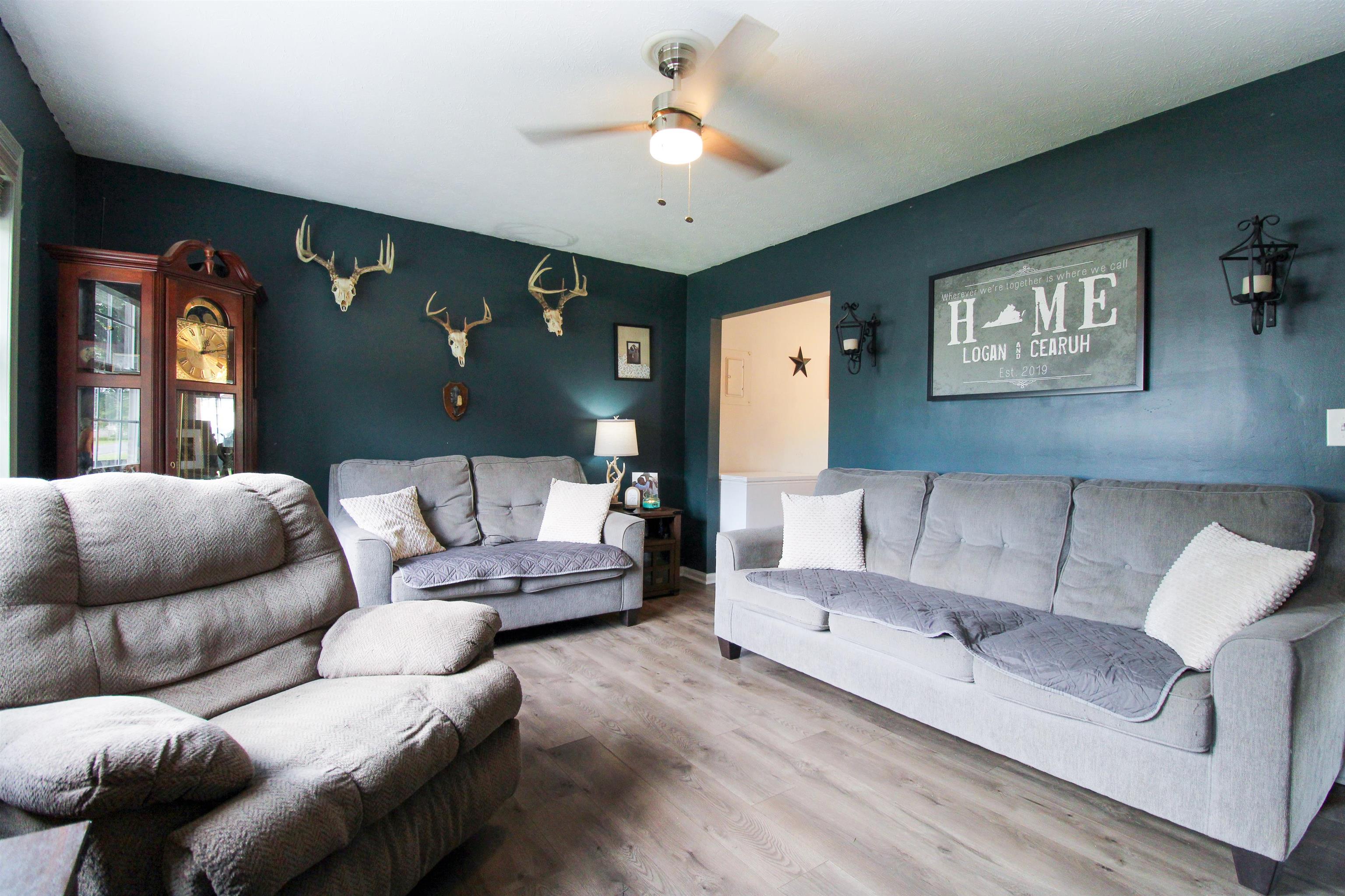 660 N AUGUSTA AVE, WAYNESBORO, Virginia 22980, 3 Bedrooms Bedrooms, ,1 BathroomBathrooms,Residential,660 N AUGUSTA AVE,666956 MLS # 666956