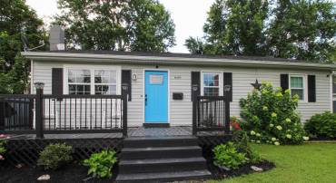 660 N AUGUSTA AVE, WAYNESBORO, Virginia 22980, 3 Bedrooms Bedrooms, ,1 BathroomBathrooms,Residential,660 N AUGUSTA AVE,666956 MLS # 666956