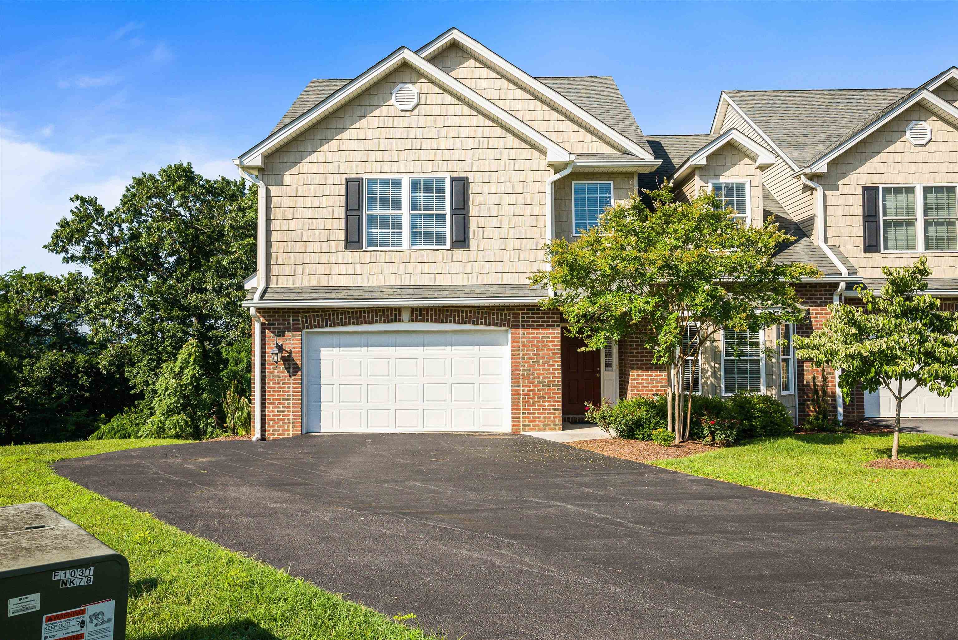 229 FOREST RIDGE RD, STAUNTON, Virginia 24401, 4 Bedrooms Bedrooms, ,2 BathroomsBathrooms,Residential,229 FOREST RIDGE RD,666958 MLS # 666958