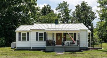 170 RAMSEY GAP RD, GOSHEN, Virginia 24439, 2 Bedrooms Bedrooms, ,1 BathroomBathrooms,Residential,170 RAMSEY GAP RD,666959 MLS # 666959