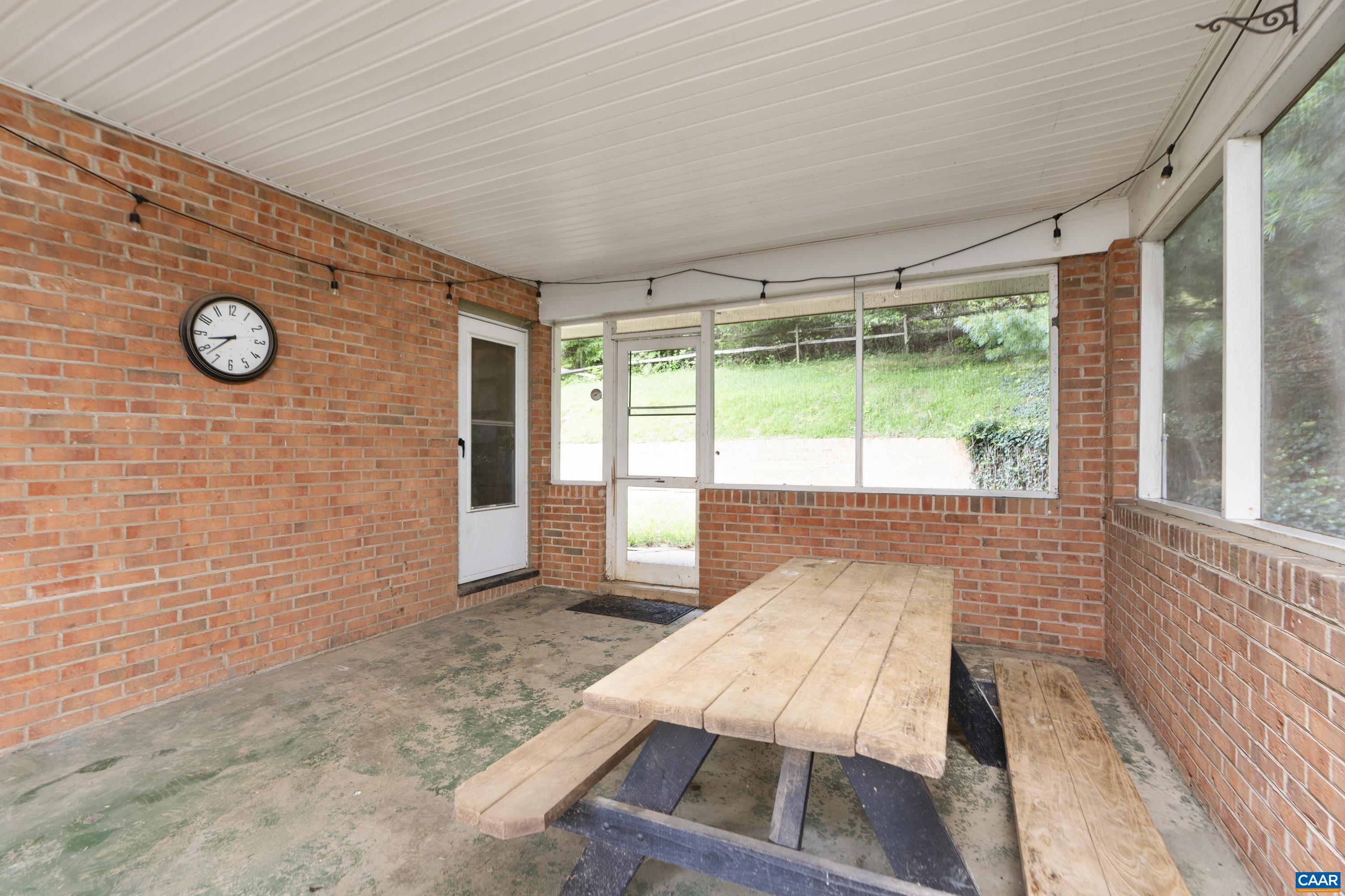 814 N COALTER ST, STAUNTON, Virginia 24401, 4 Bedrooms Bedrooms, ,3 BathroomsBathrooms,Residential,814 N COALTER ST,666960 MLS # 666960
