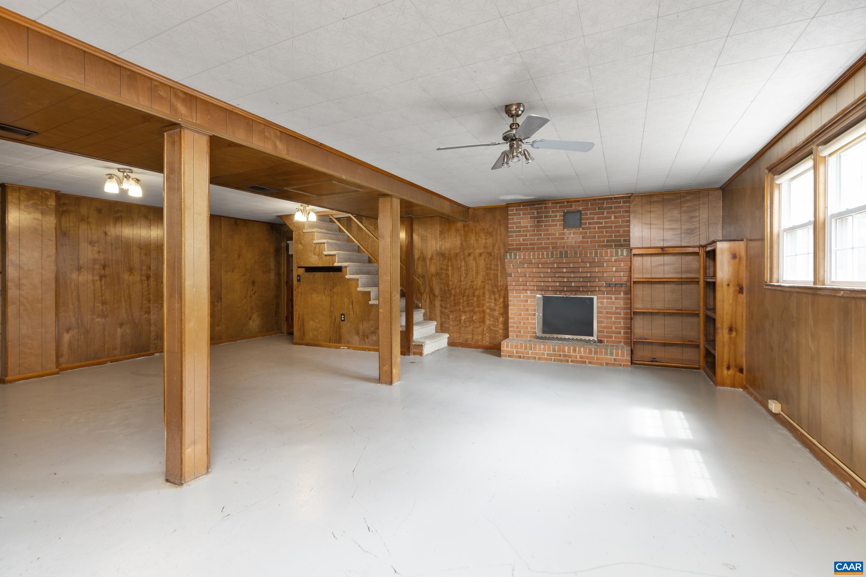 814 N COALTER ST, STAUNTON, Virginia 24401, 4 Bedrooms Bedrooms, ,3 BathroomsBathrooms,Residential,814 N COALTER ST,666960 MLS # 666960