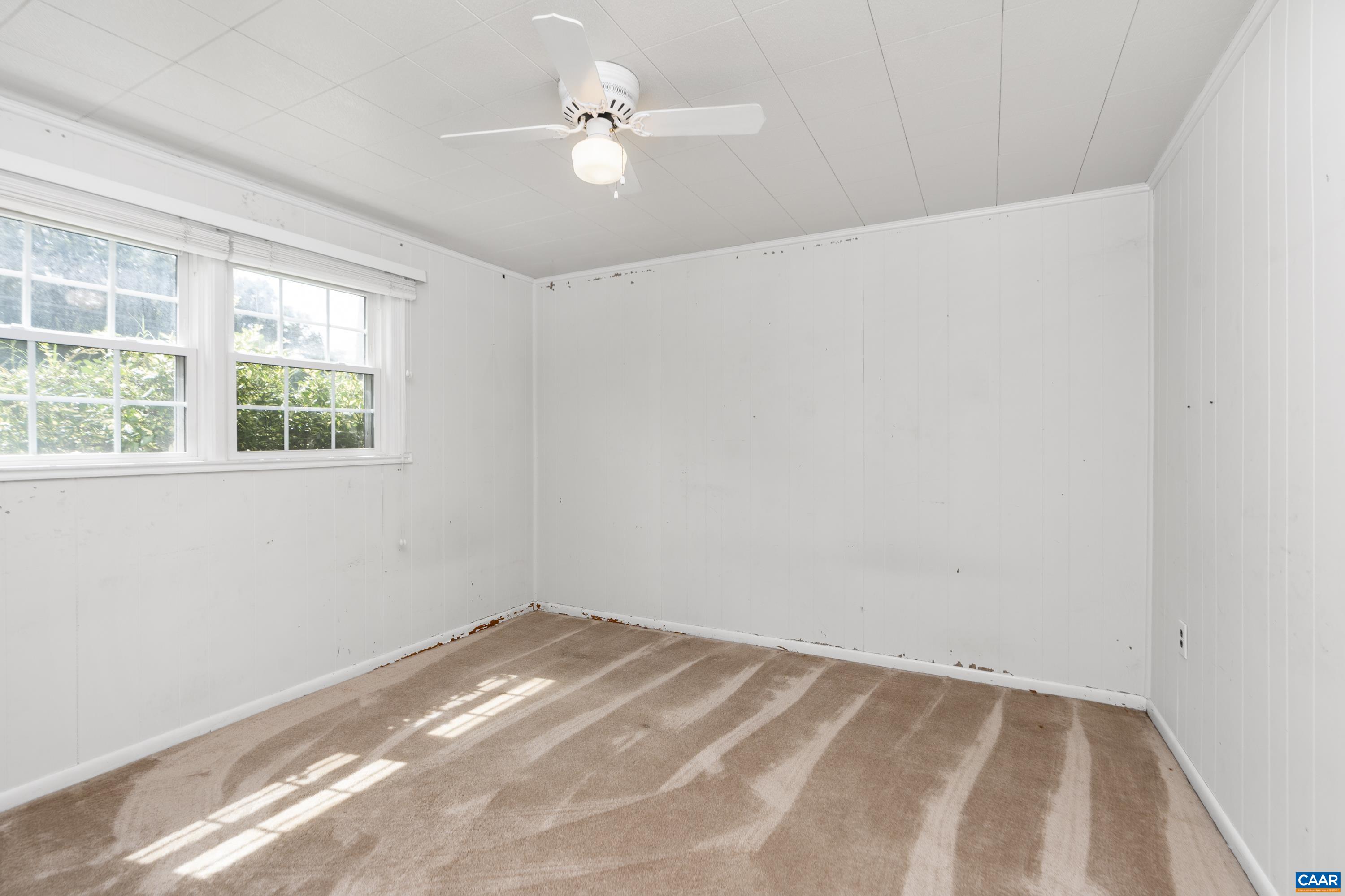 814 N COALTER ST, STAUNTON, Virginia 24401, 4 Bedrooms Bedrooms, ,3 BathroomsBathrooms,Residential,814 N COALTER ST,666960 MLS # 666960