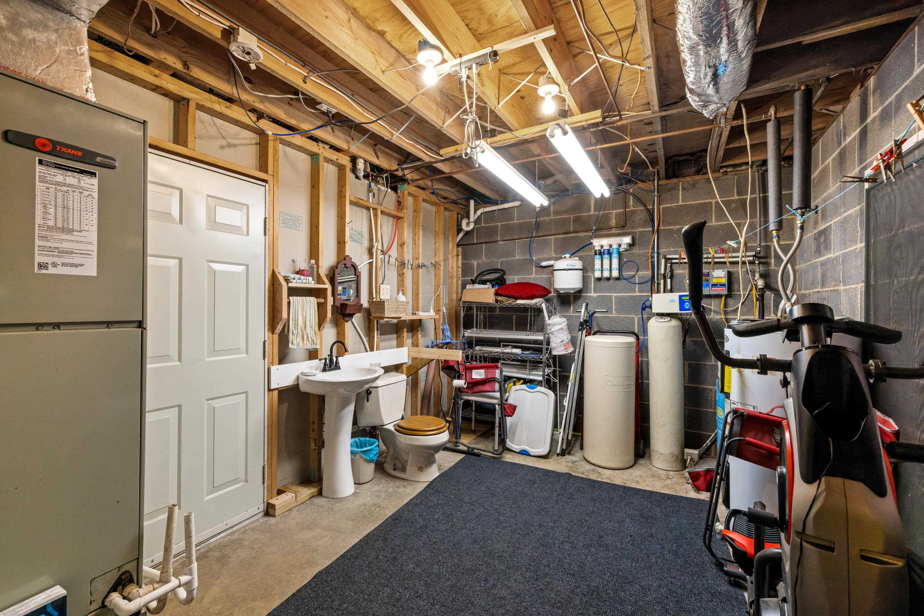 778 LEBANON CHURCH RD, MOUNT SIDNEY, Virginia 24467, 3 Bedrooms Bedrooms, ,2 BathroomsBathrooms,Residential,5 ACRES OF PURE CALM LIVING,778 LEBANON CHURCH RD,666976 MLS # 666976