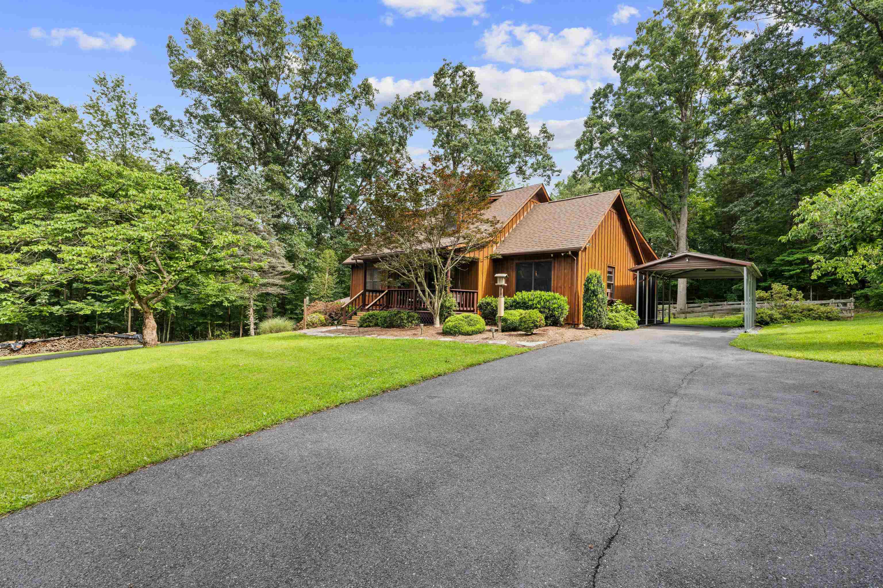 778 LEBANON CHURCH RD, MOUNT SIDNEY, Virginia 24467, 3 Bedrooms Bedrooms, ,2 BathroomsBathrooms,Residential,5 ACRES OF PURE CALM LIVING,778 LEBANON CHURCH RD,666976 MLS # 666976