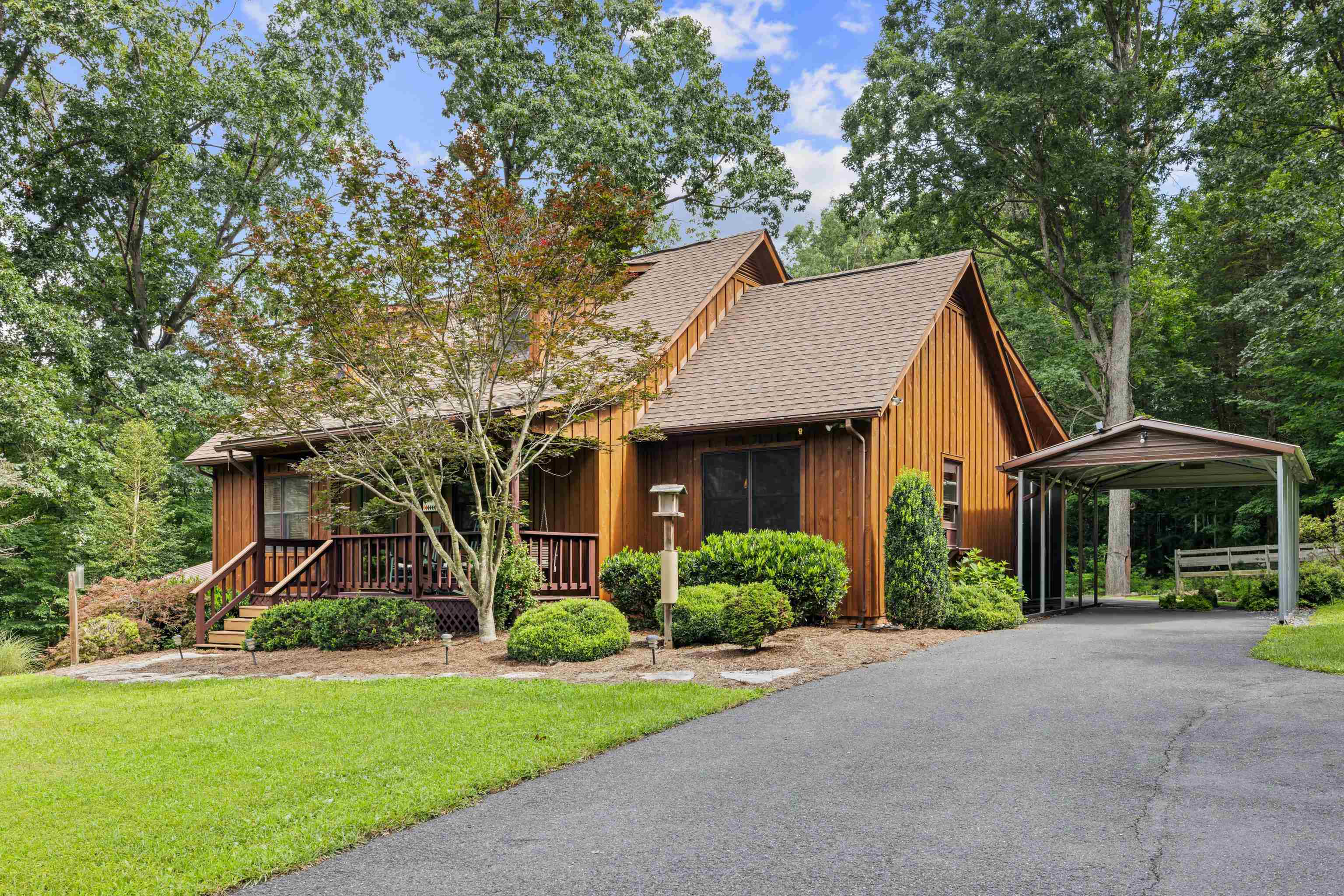 778 LEBANON CHURCH RD, MOUNT SIDNEY, Virginia 24467, 3 Bedrooms Bedrooms, ,2 BathroomsBathrooms,Residential,5 ACRES OF PURE CALM LIVING,778 LEBANON CHURCH RD,666976 MLS # 666976