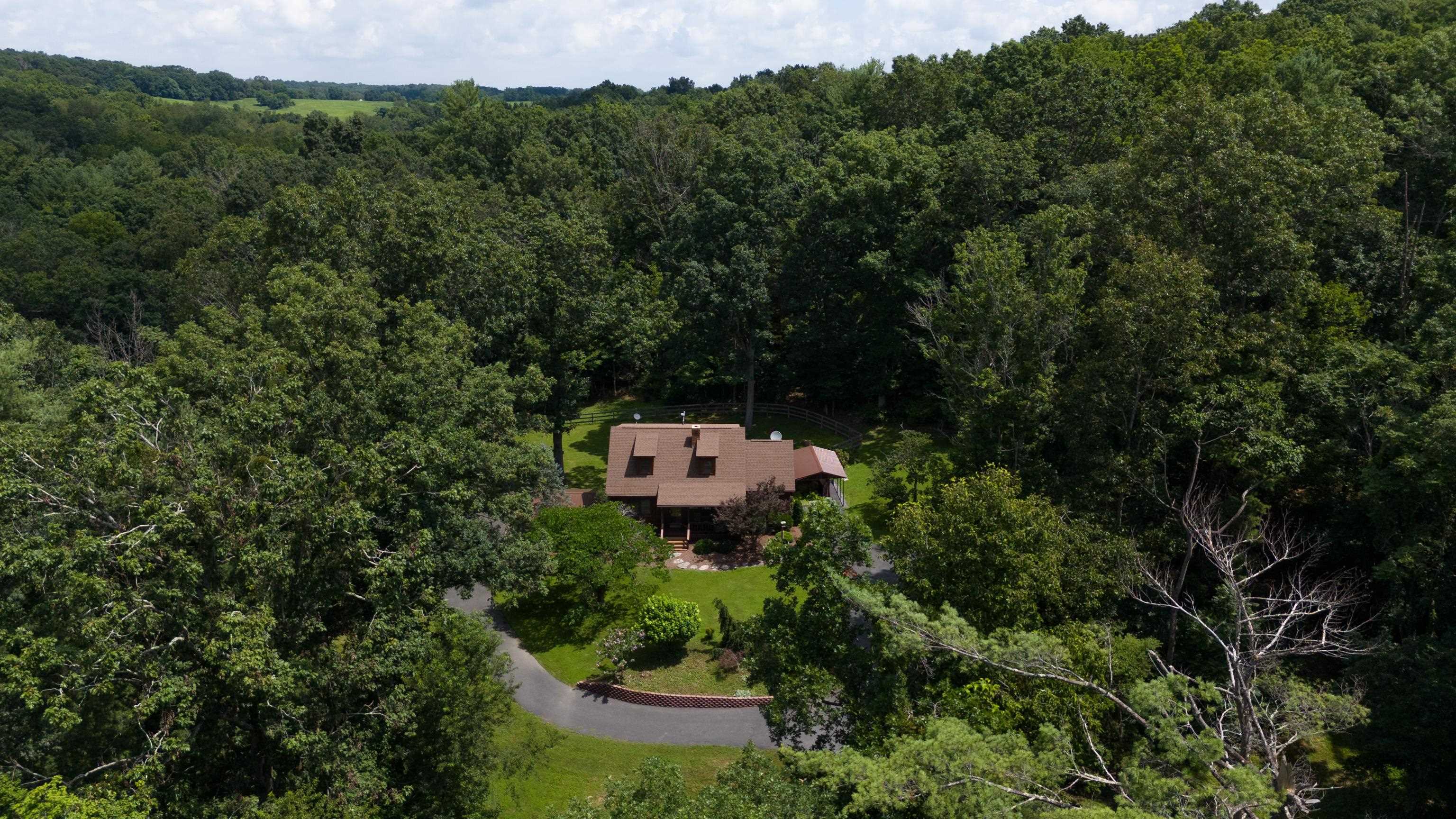 778 LEBANON CHURCH RD, MOUNT SIDNEY, Virginia 24467, 3 Bedrooms Bedrooms, ,2 BathroomsBathrooms,Residential,5 ACRES OF PURE CALM LIVING,778 LEBANON CHURCH RD,666976 MLS # 666976