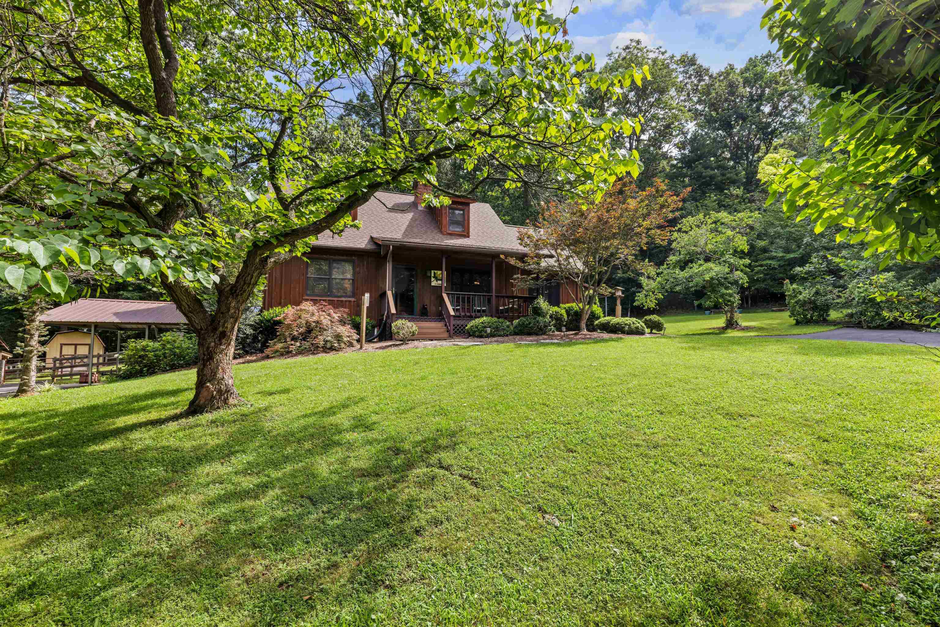 778 LEBANON CHURCH RD, MOUNT SIDNEY, Virginia 24467, 3 Bedrooms Bedrooms, ,2 BathroomsBathrooms,Residential,5 ACRES OF PURE CALM LIVING,778 LEBANON CHURCH RD,666976 MLS # 666976