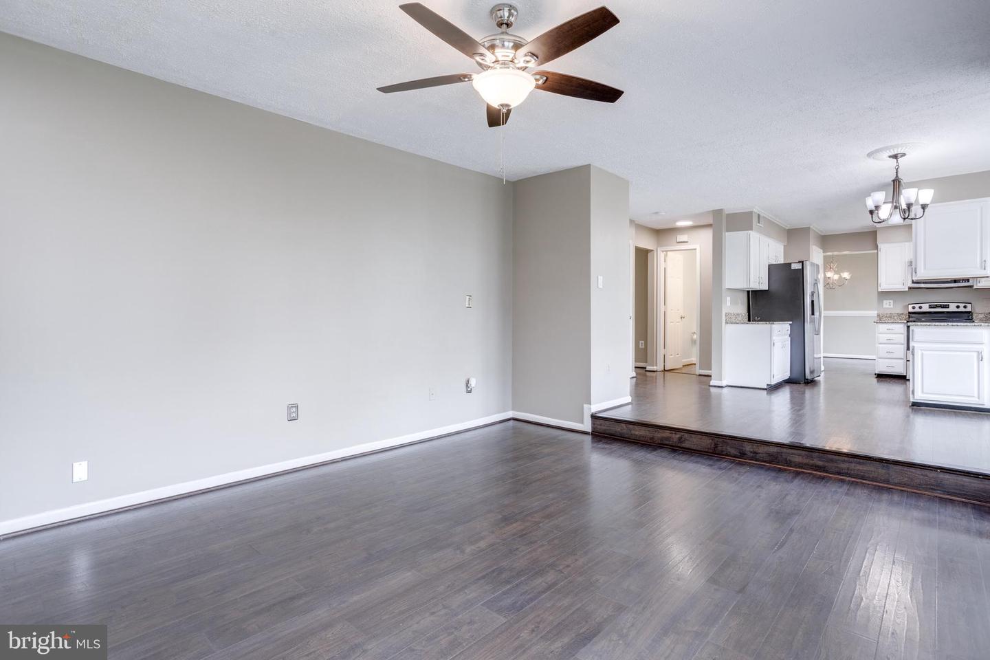 5616 SCHOOLFIELD CT, CENTREVILLE, Virginia 20120, 4 Bedrooms Bedrooms, ,2 BathroomsBathrooms,Residential,For sale,5616 SCHOOLFIELD CT,VAFX2235818 MLS # VAFX2235818