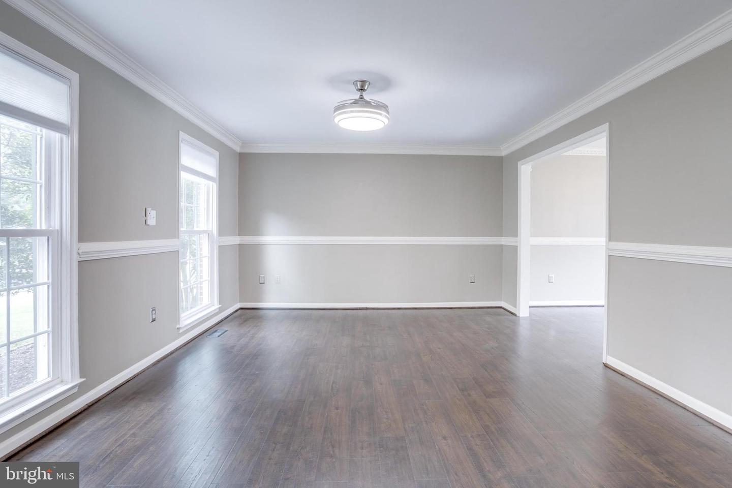5616 SCHOOLFIELD CT, CENTREVILLE, Virginia 20120, 4 Bedrooms Bedrooms, ,2 BathroomsBathrooms,Residential,For sale,5616 SCHOOLFIELD CT,VAFX2235818 MLS # VAFX2235818