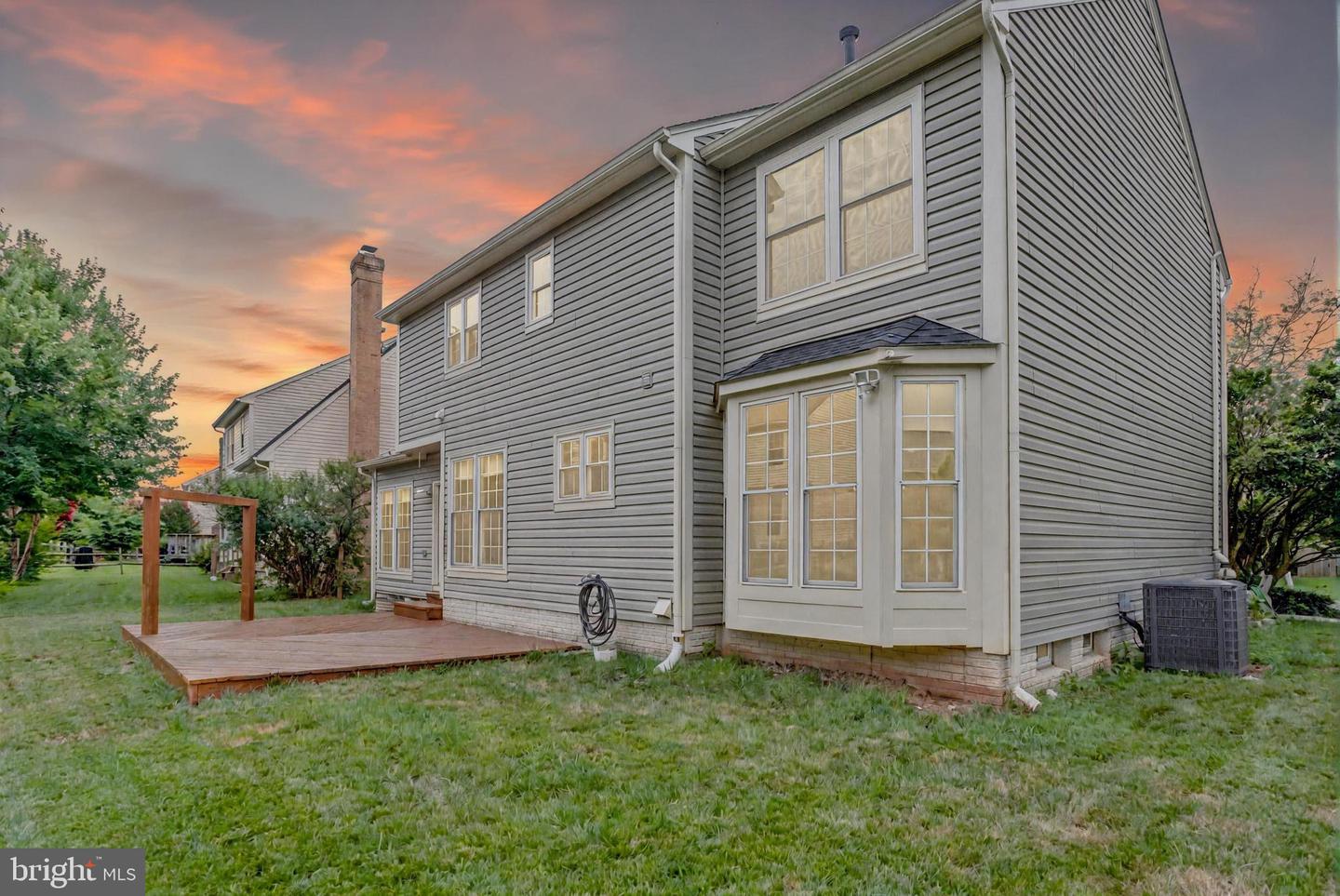 5616 SCHOOLFIELD CT, CENTREVILLE, Virginia 20120, 4 Bedrooms Bedrooms, ,2 BathroomsBathrooms,Residential,For sale,5616 SCHOOLFIELD CT,VAFX2235818 MLS # VAFX2235818