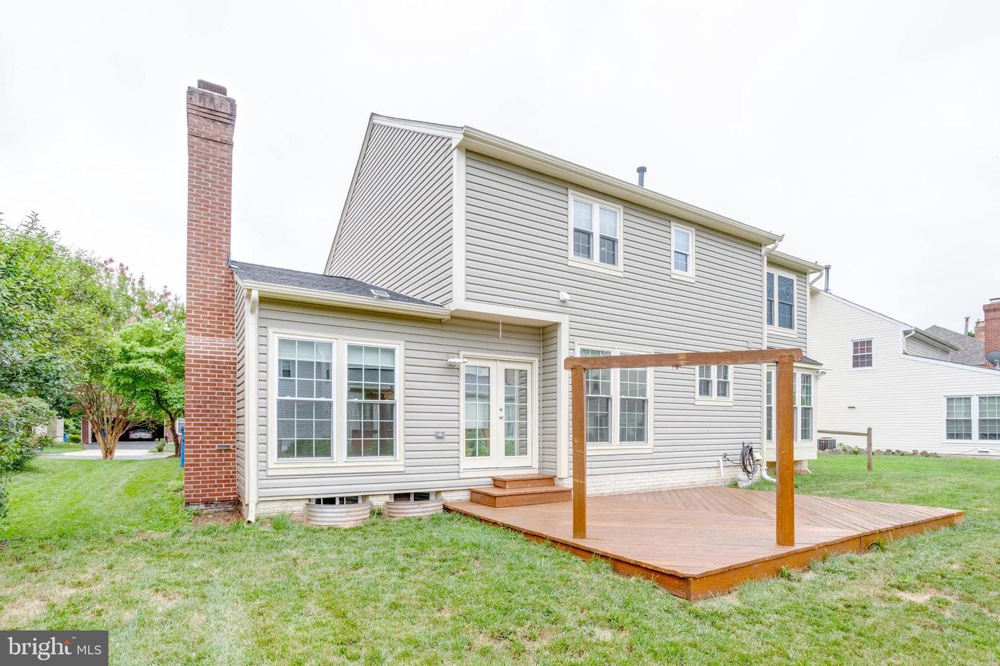 5616 SCHOOLFIELD CT, CENTREVILLE, Virginia 20120, 4 Bedrooms Bedrooms, ,2 BathroomsBathrooms,Residential,For sale,5616 SCHOOLFIELD CT,VAFX2235818 MLS # VAFX2235818