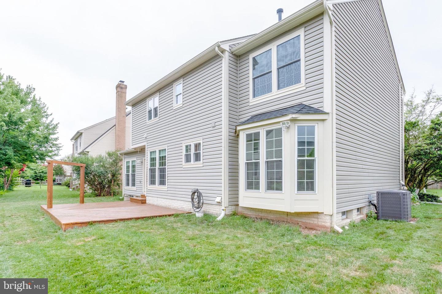 5616 SCHOOLFIELD CT, CENTREVILLE, Virginia 20120, 4 Bedrooms Bedrooms, ,2 BathroomsBathrooms,Residential,For sale,5616 SCHOOLFIELD CT,VAFX2235818 MLS # VAFX2235818