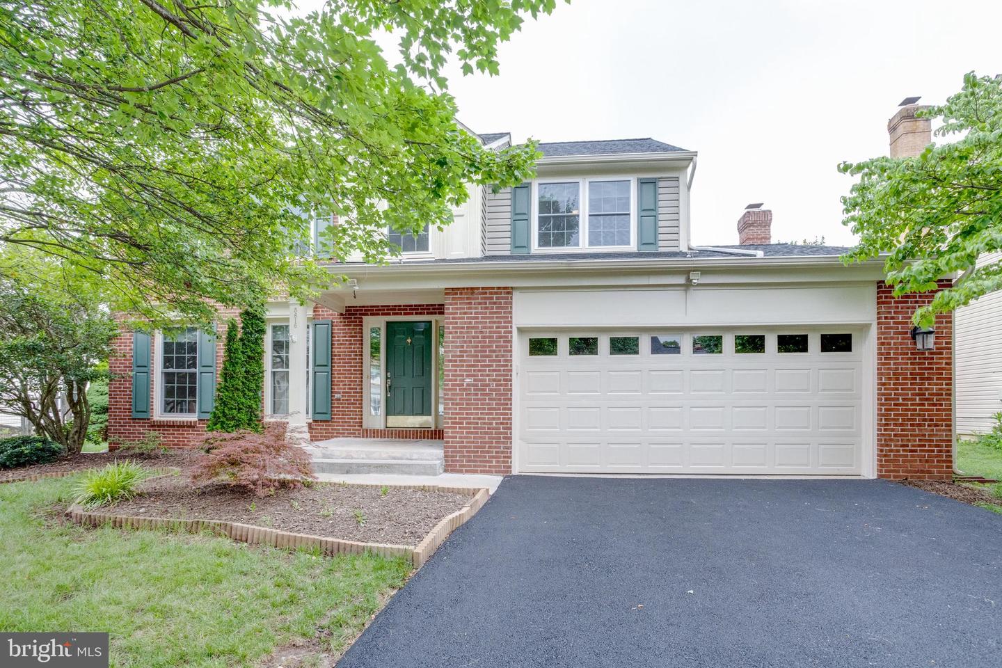 5616 SCHOOLFIELD CT, CENTREVILLE, Virginia 20120, 4 Bedrooms Bedrooms, ,2 BathroomsBathrooms,Residential,For sale,5616 SCHOOLFIELD CT,VAFX2235818 MLS # VAFX2235818