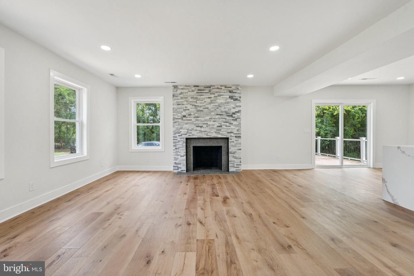4509 CATLETT RD, MIDLAND, Virginia 22728, 5 Bedrooms Bedrooms, ,3 BathroomsBathrooms,Residential,For sale,4509 CATLETT RD,VAFQ2016870 MLS # VAFQ2016870