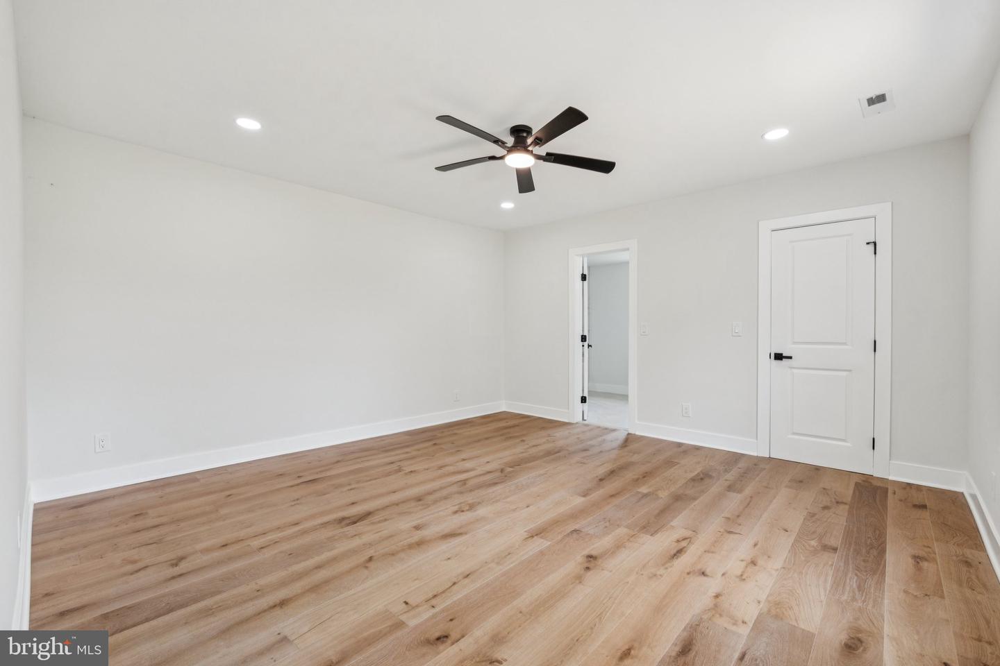 4509 CATLETT RD, MIDLAND, Virginia 22728, 5 Bedrooms Bedrooms, ,3 BathroomsBathrooms,Residential,For sale,4509 CATLETT RD,VAFQ2016870 MLS # VAFQ2016870